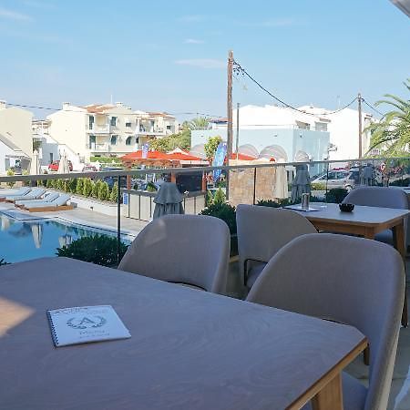 Agnes Deluxe Hotel 佩科霍里 外观 照片